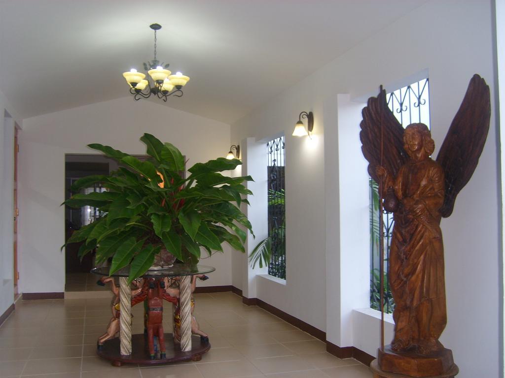 Hotel Angel Azul Managua Exterior photo