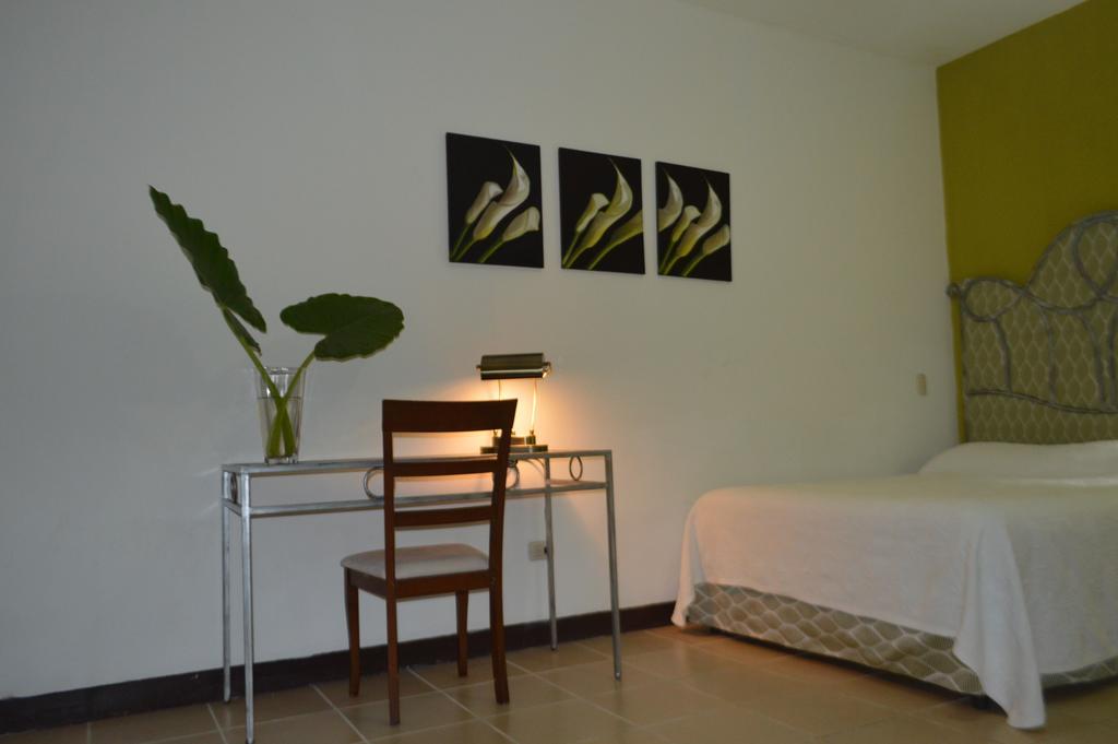 Hotel Angel Azul Managua Exterior photo